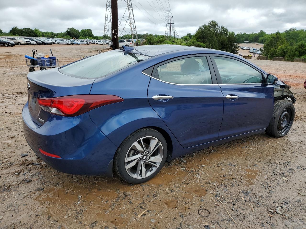 5NPDH4AE1GH795925 2016 Hyundai Elantra Se