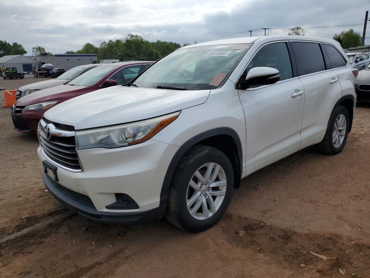 2015 Toyota Highlander Le vin: 5TDBKRFH4FS115436