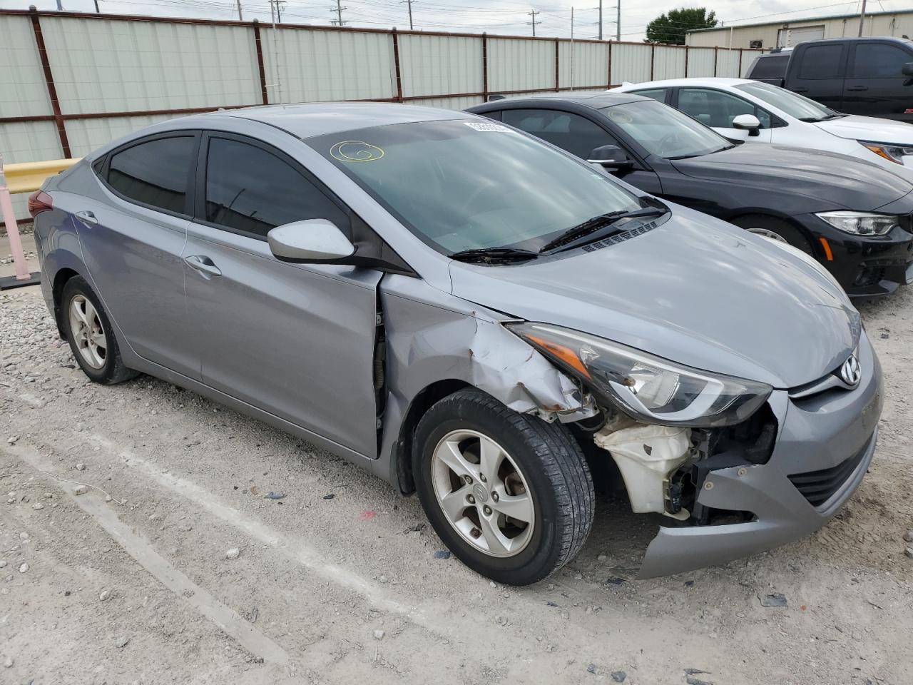 5NPDH4AE2FH607377 2015 Hyundai Elantra Se