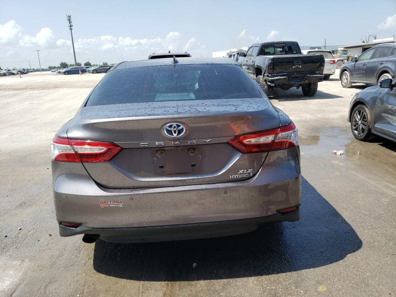 4T1B21HK9JU501666 2018 Toyota Camry Hybrid