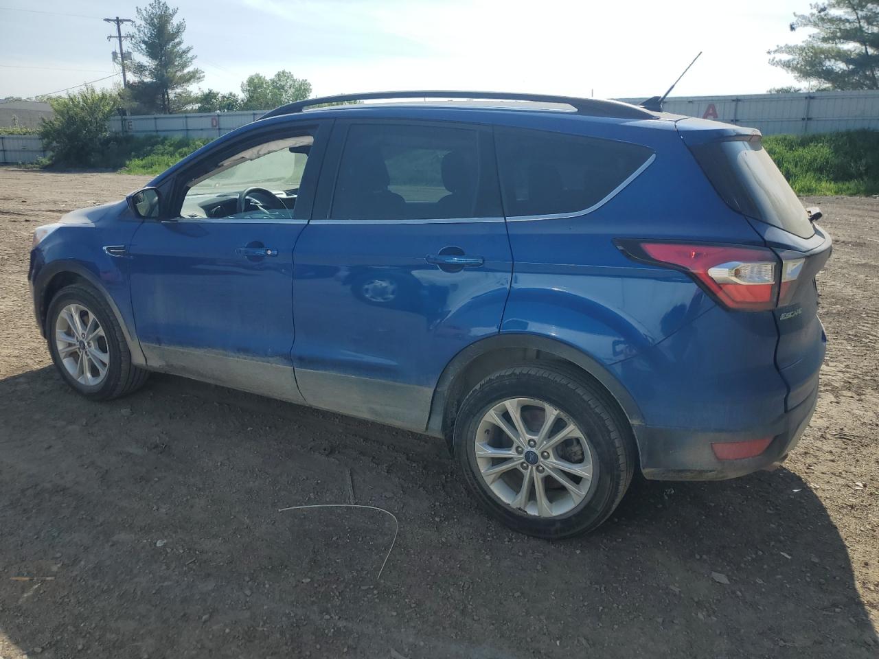 1FMCU9GD7JUC74963 2018 Ford Escape Se