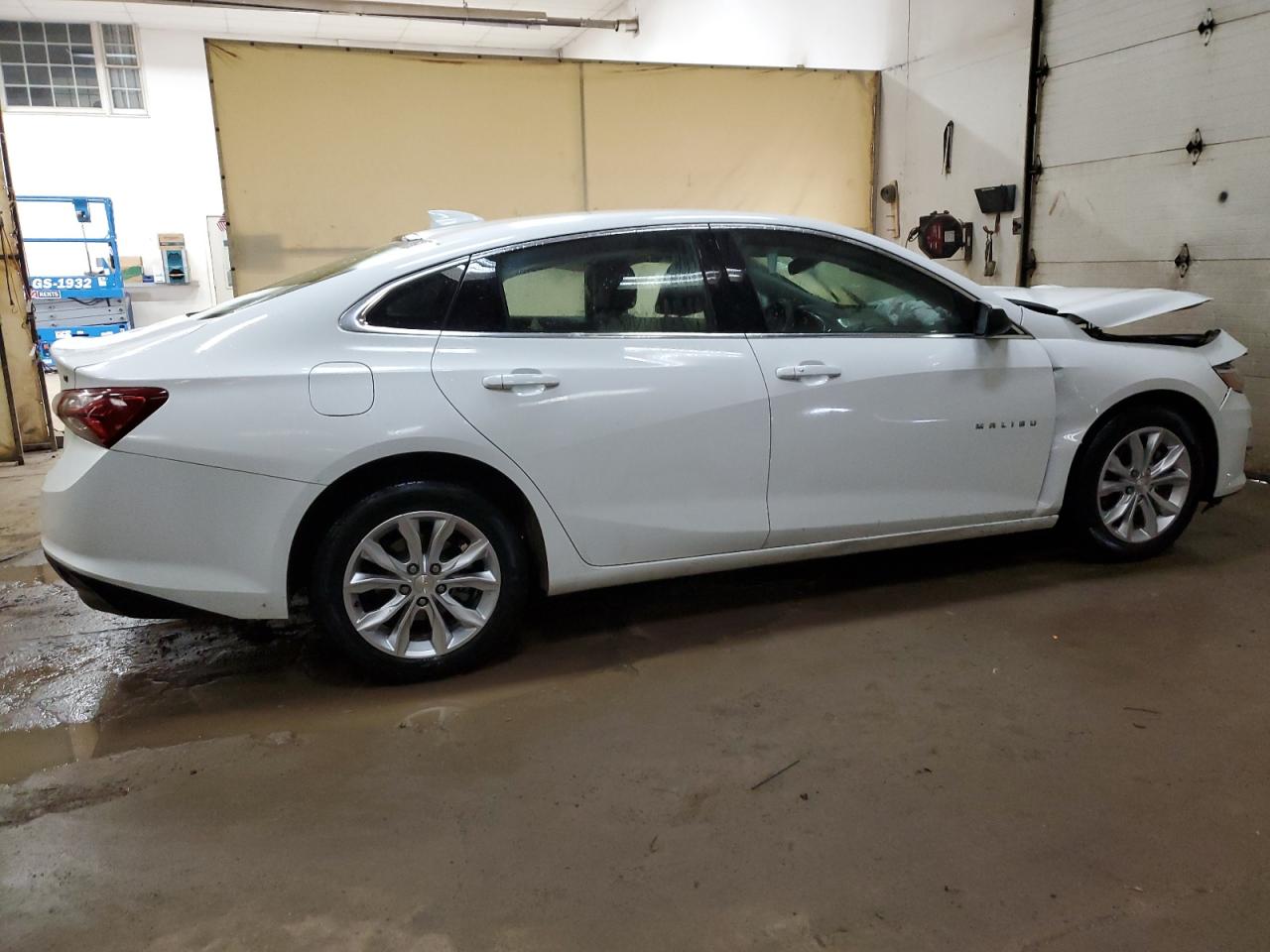 1G1ZD5ST1KF201768 2019 Chevrolet Malibu Lt