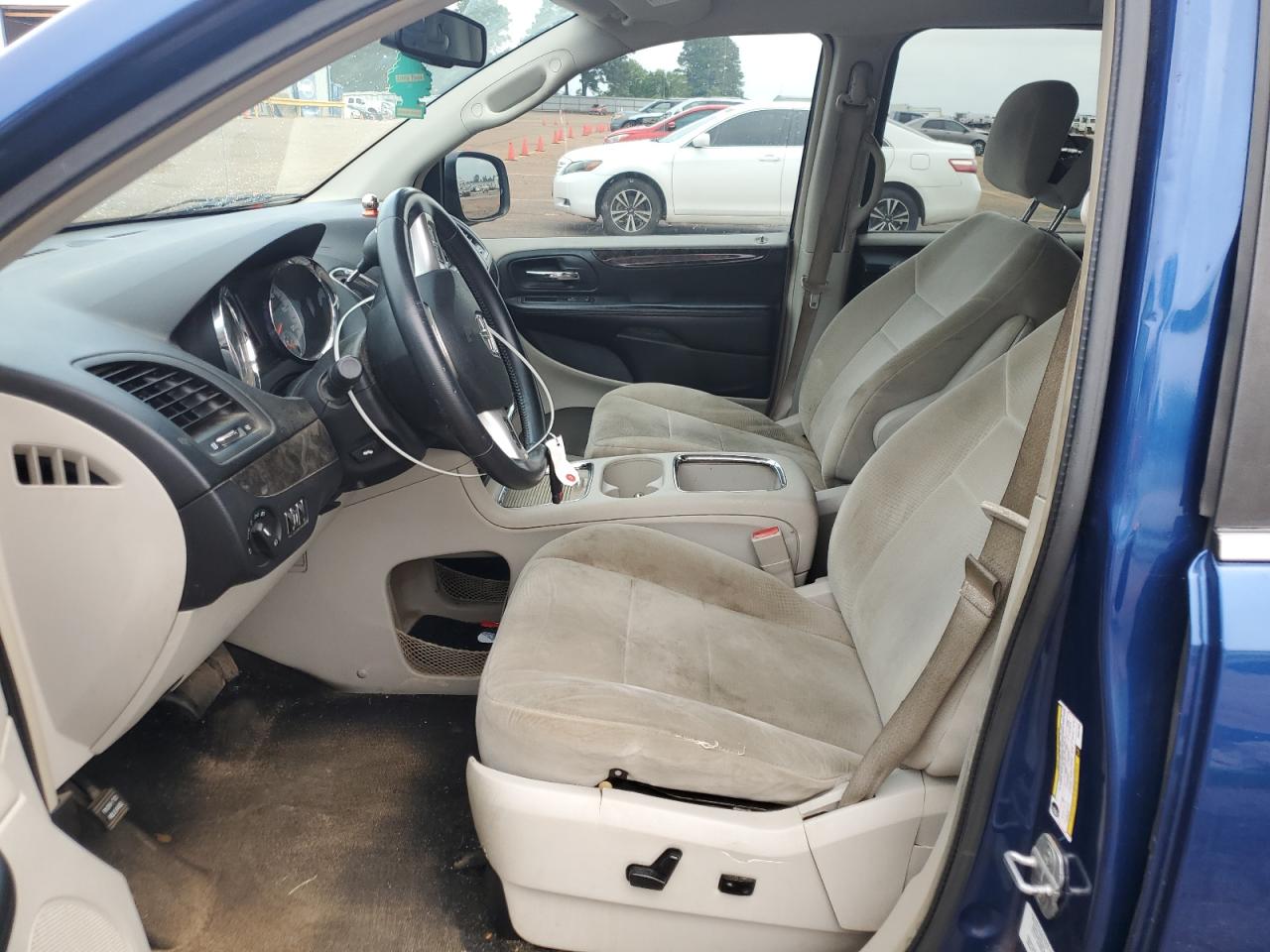 2D4RN5DG8BR697068 2011 Dodge Grand Caravan Crew