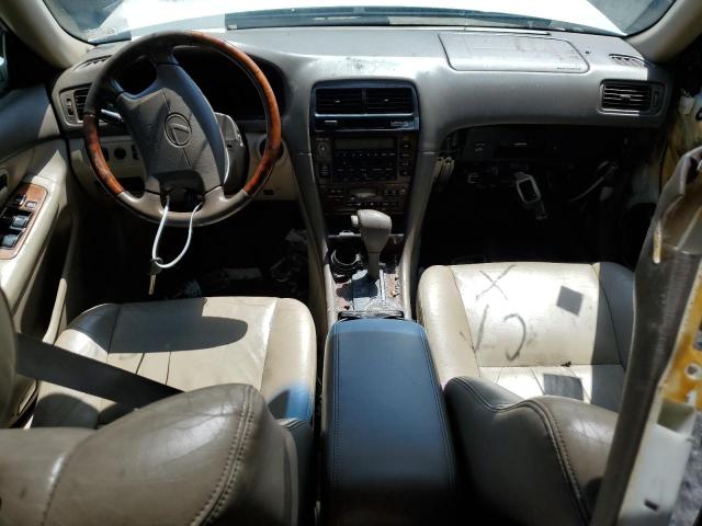 2001 Lexus Es 300 VIN: JT8BF28G010304823 Lot: 49304724