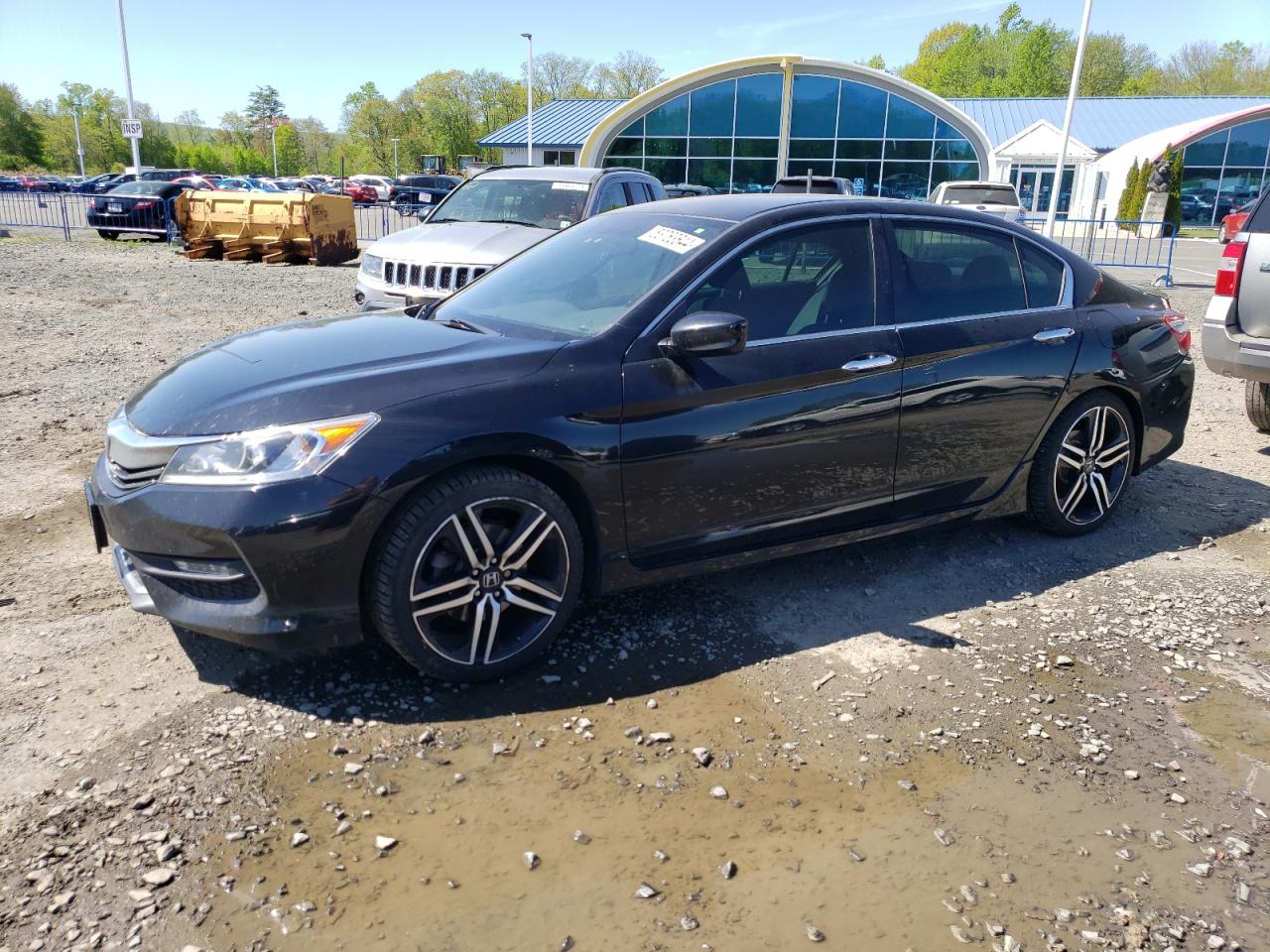 1HGCR2F52HA294140 2017 Honda Accord Sport