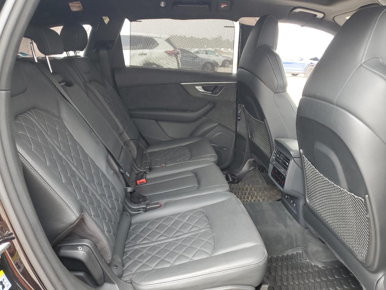 WA1VWAF79LD013335 2020 Audi Sq7 Prestige