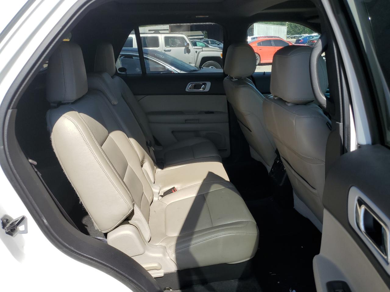 1FMHK7D89BGA09274 2011 Ford Explorer Xlt