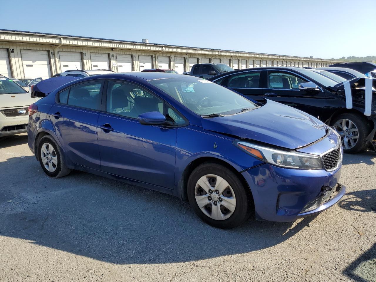 3KPFL4A7XJE196414 2018 Kia Forte Lx