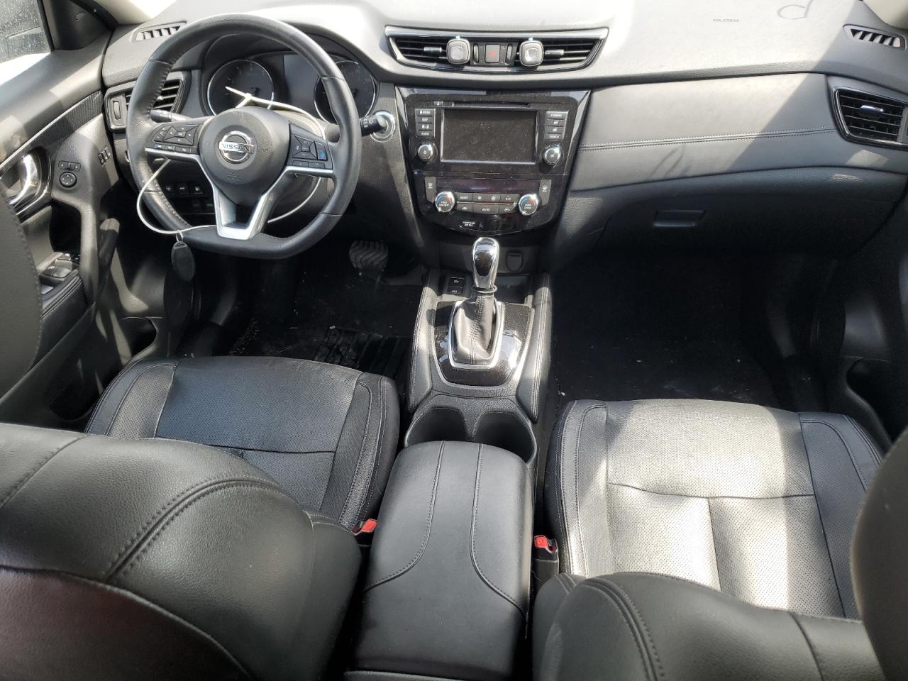 5N1AT2MT0KC757960 2019 Nissan Rogue S