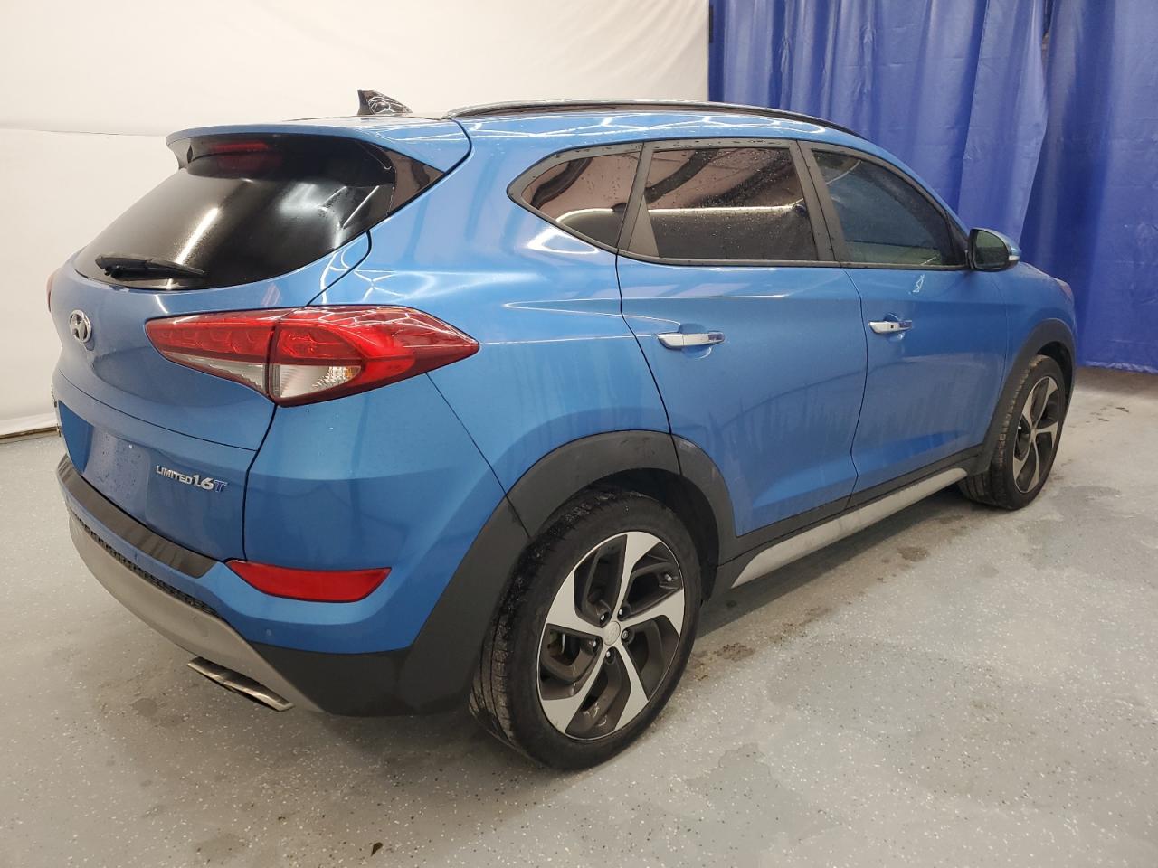 KM8J33A24HU488320 2017 Hyundai Tucson Limited