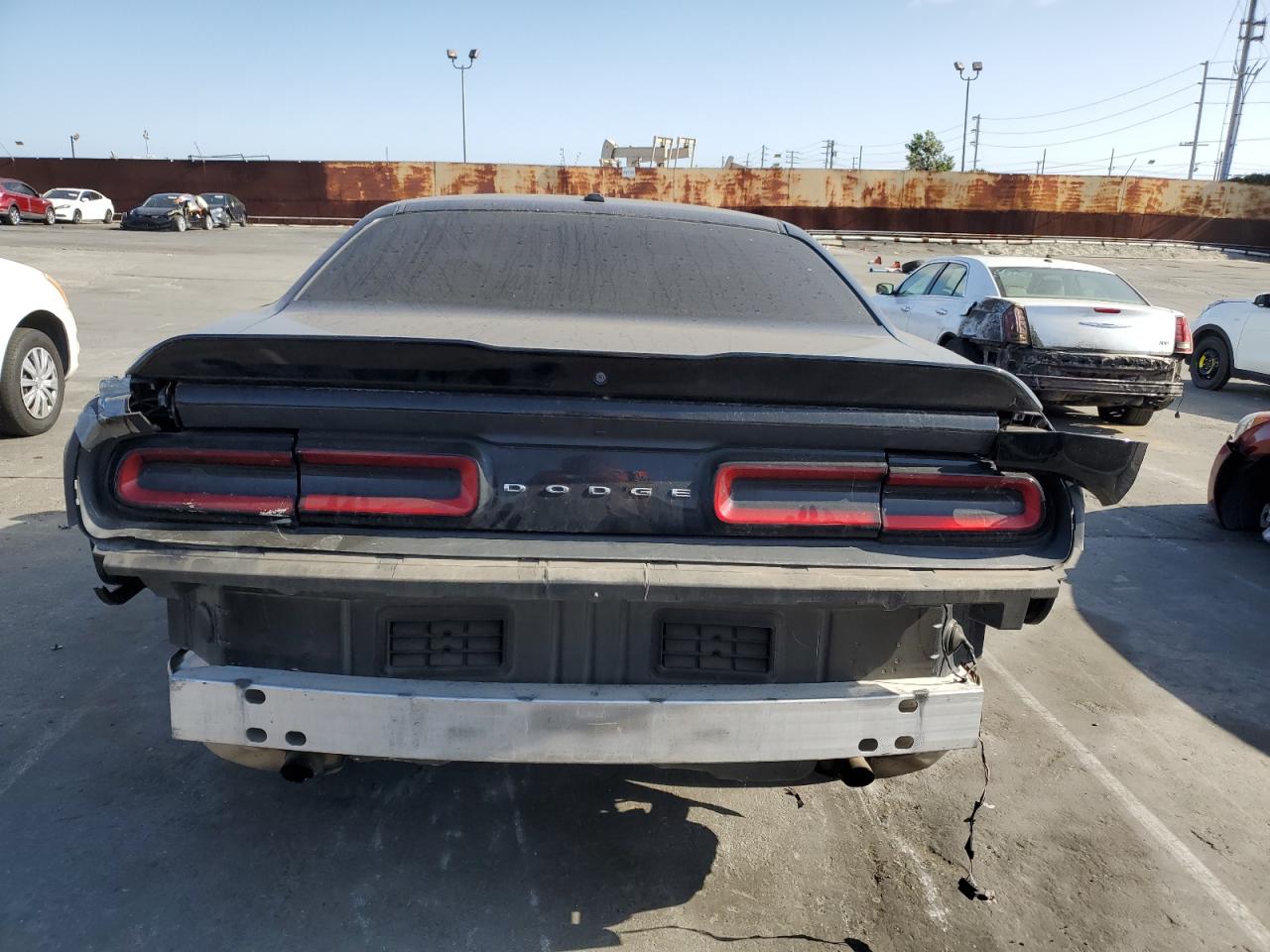 2C3CDZAG2JH245742 2018 Dodge Challenger Sxt