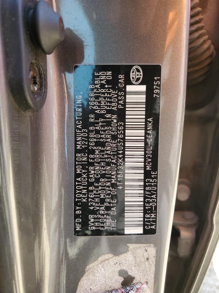 4T1BF32K44U576563 2004 Toyota Camry Le