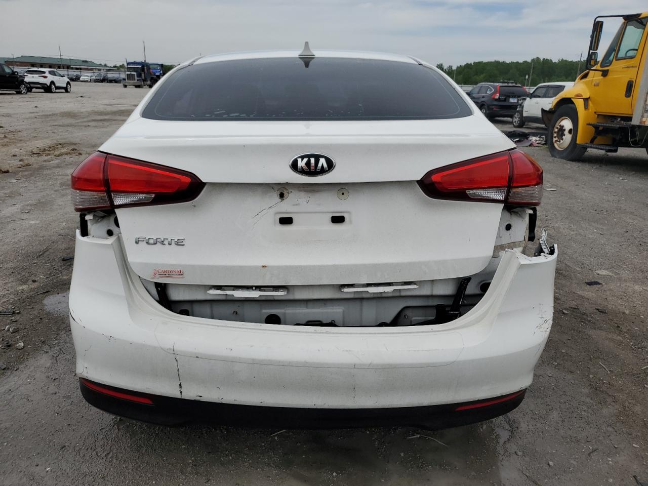 3KPFK4A7XHE072222 2017 Kia Forte Lx