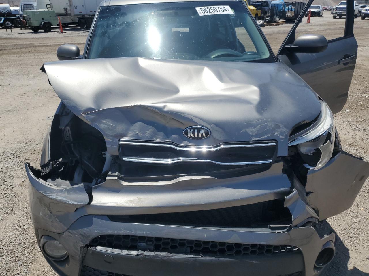 KNDJP3A55H7442612 2017 Kia Soul +