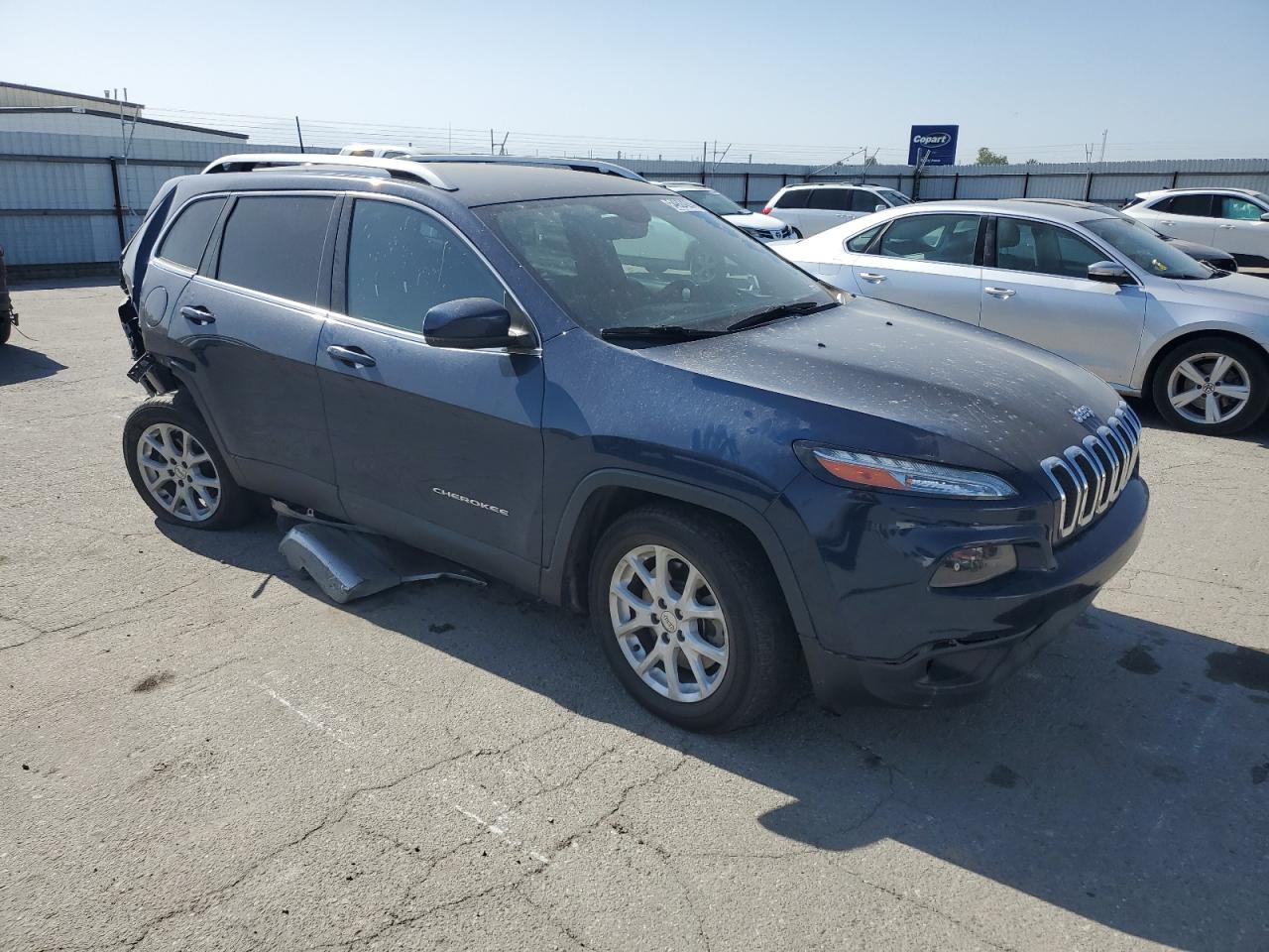 1C4PJLLB6JD605435 2018 Jeep Cherokee Latitude Plus