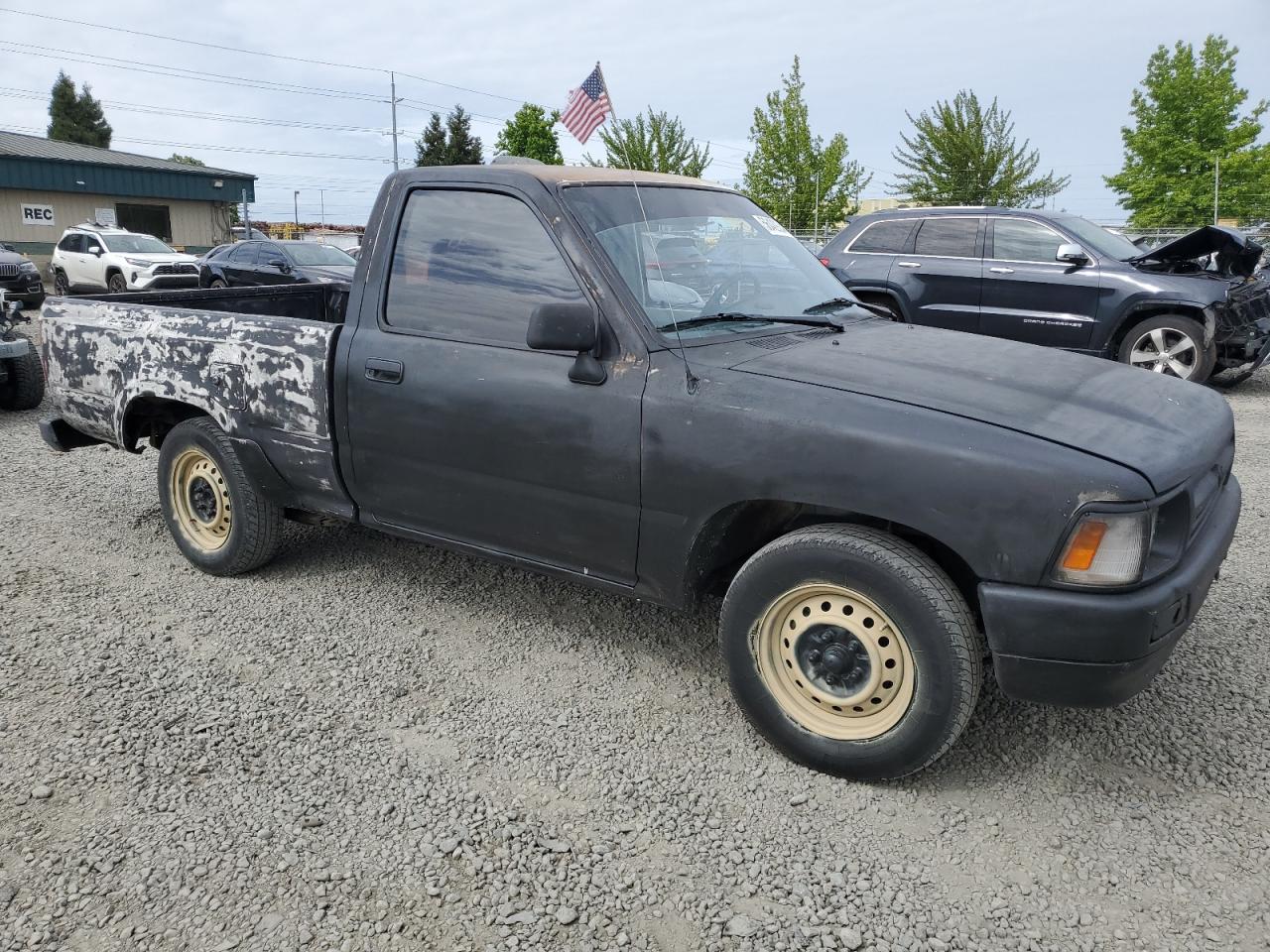 Lot #2605954413 1994 TOYOTA PICKUP 1/2