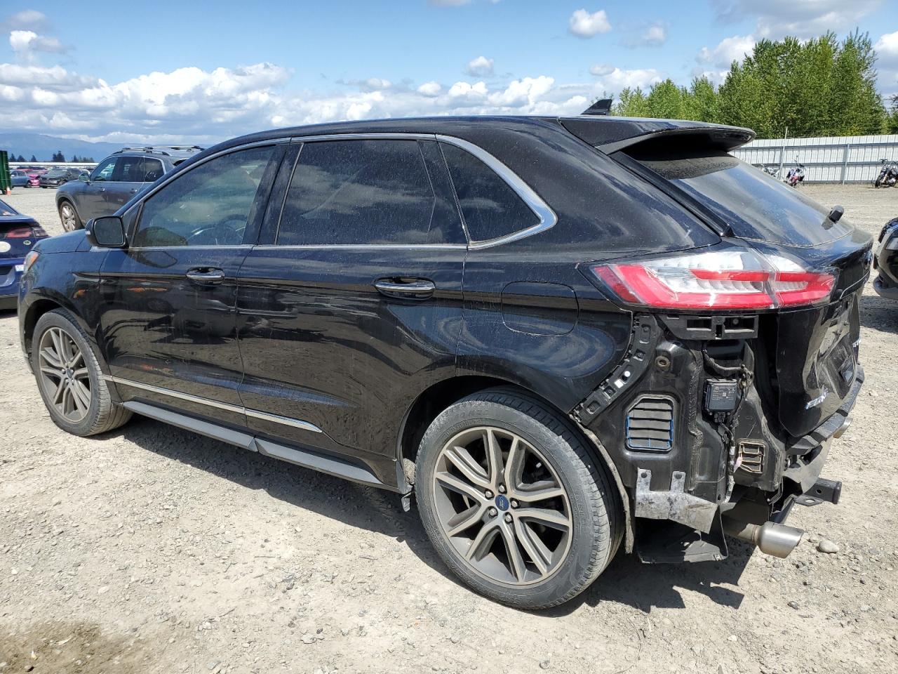 2FMPK3K96KBB21523 2019 Ford Edge Titanium