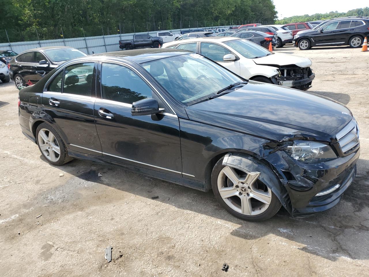 WDDGF5EB3BR152198 2011 Mercedes-Benz C 300