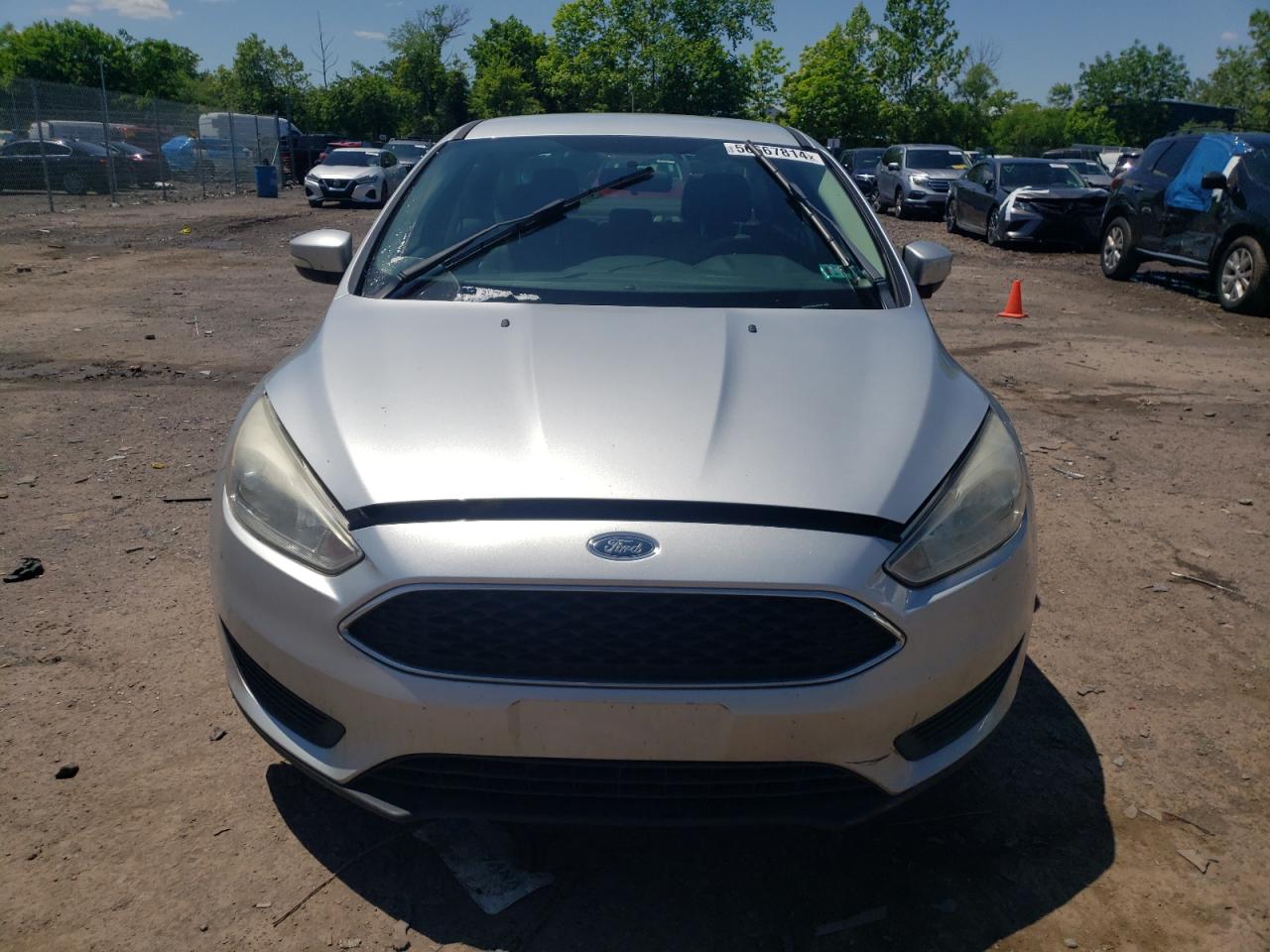 2016 Ford Focus Se vin: 1FADP3F2XGL332145