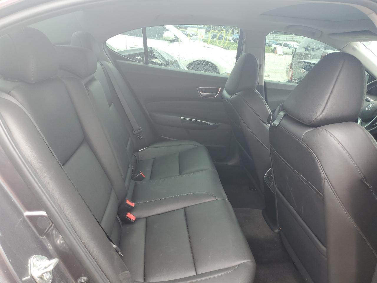 19UUB1F34JA008537 2018 Acura Tlx