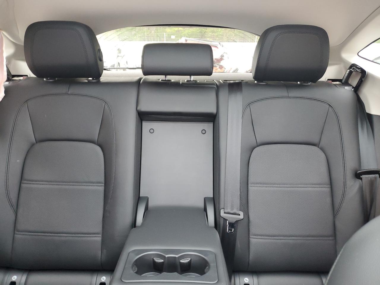 SADFP2FX0N1029736 2022 Jaguar E-Pace Se