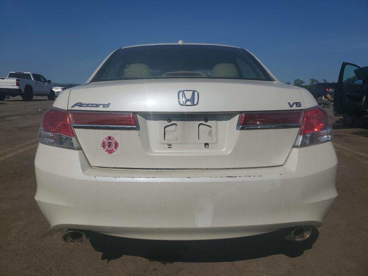 1HGCP3F89BA004098 2011 Honda Accord Exl