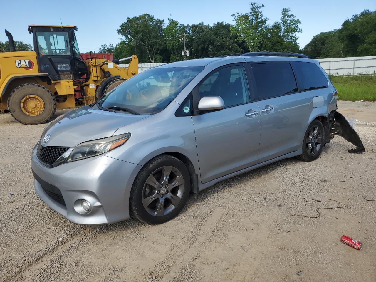 5TDXK3DC2GS764079 2016 Toyota Sienna Se