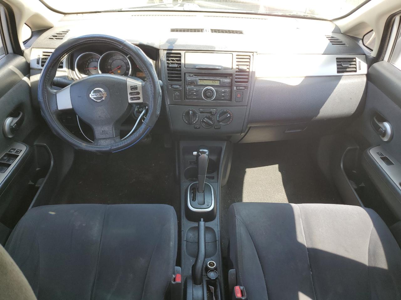 3N1BC13E18L374700 2008 Nissan Versa S