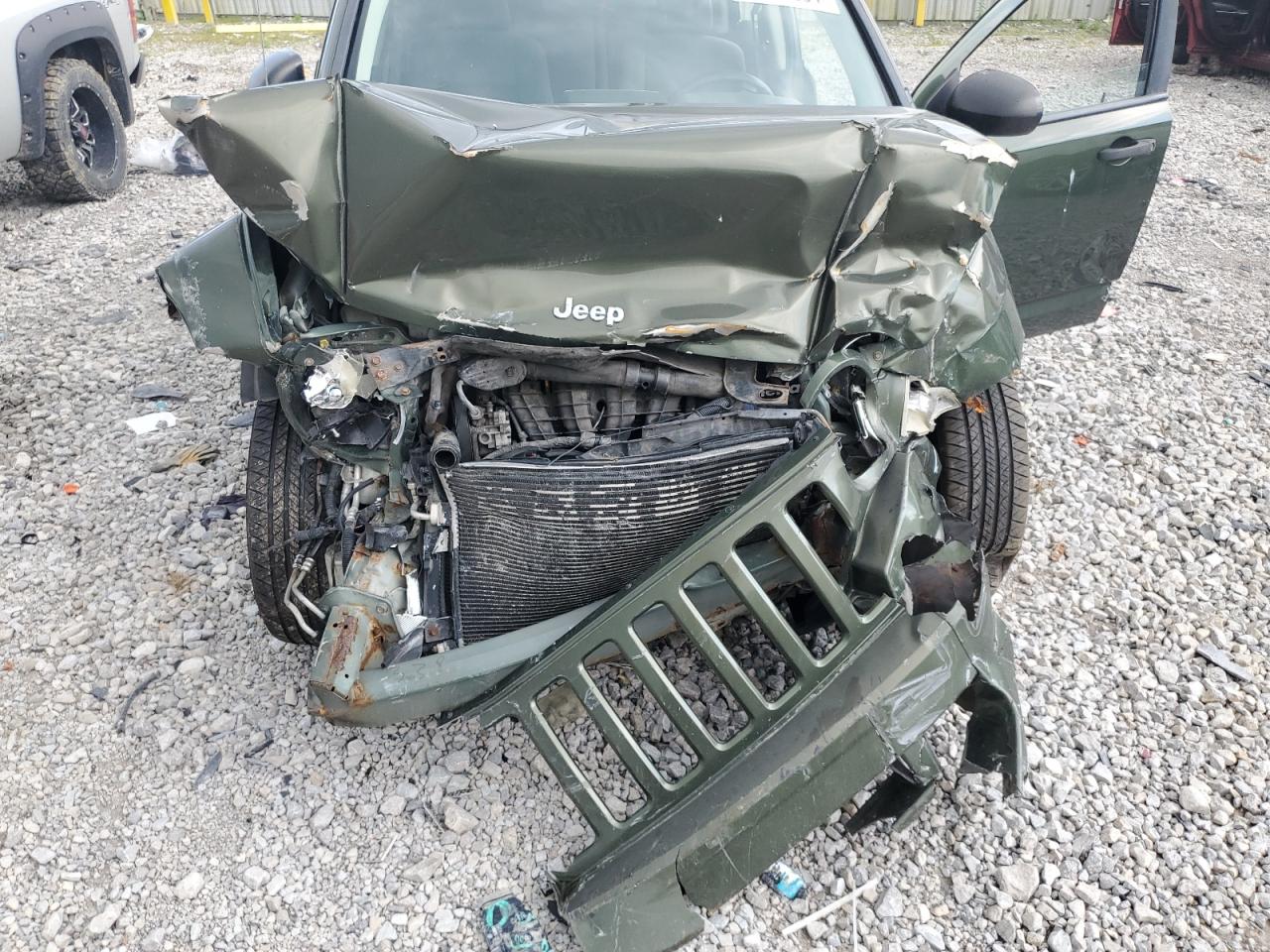 1J8FT47W27D212042 2007 Jeep Compass