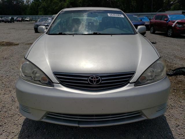 2005 Toyota Camry Le VIN: 4T1BE32K75U057706 Lot: 56463364