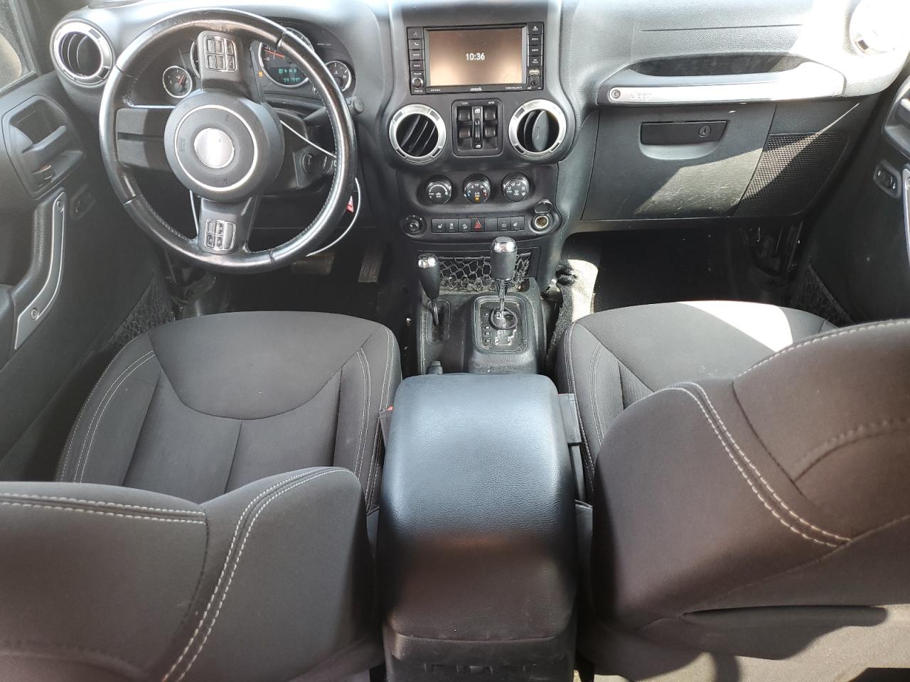 1C4BJWEG0GL273432 2016 Jeep Wrangler Unlimited Sahara