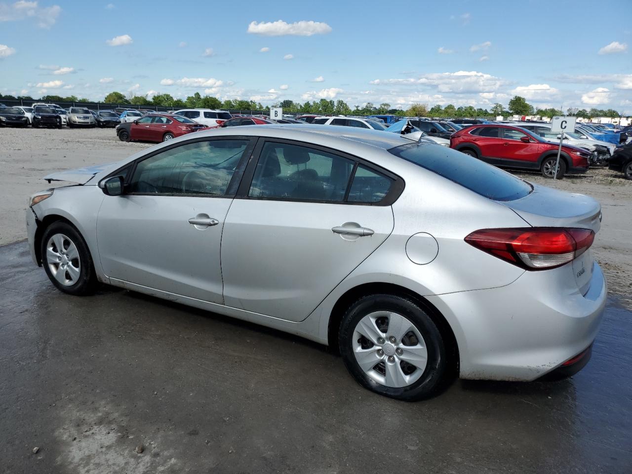 3KPFK4A76JE262055 2018 Kia Forte Lx