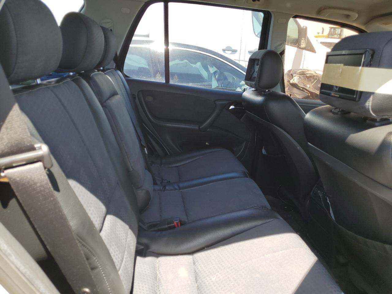 4JGAB54E22A363149 2002 Mercedes-Benz Ml 320