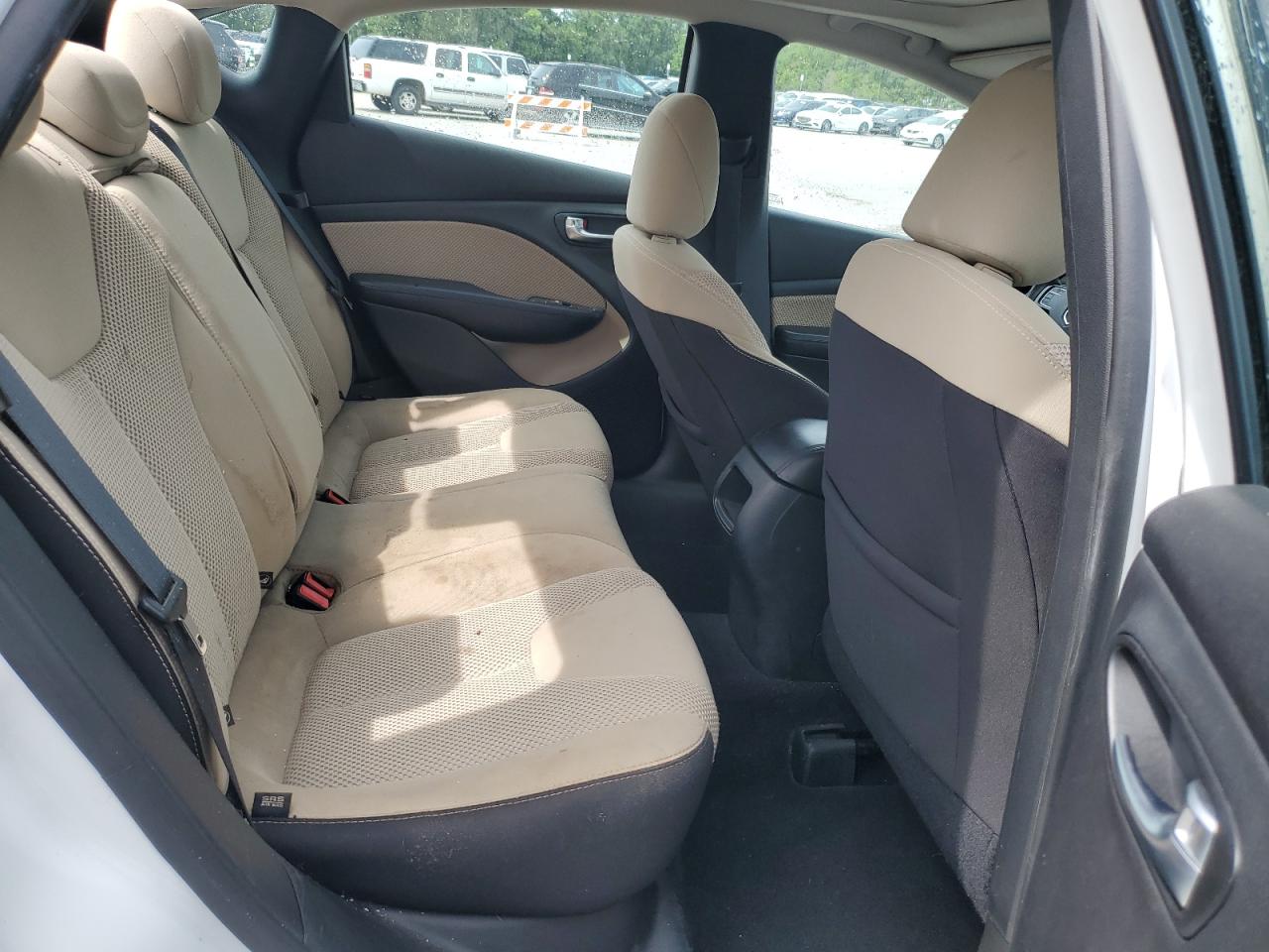 1C3CDFBB6FD242588 2015 Dodge Dart Sxt