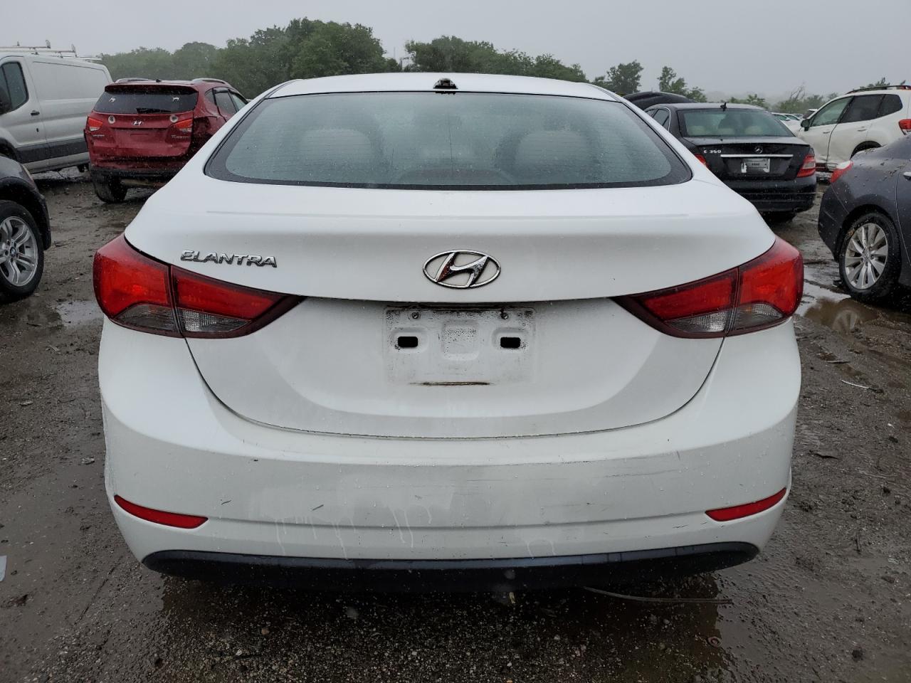 5NPDH4AEXGH691126 2016 Hyundai Elantra Se