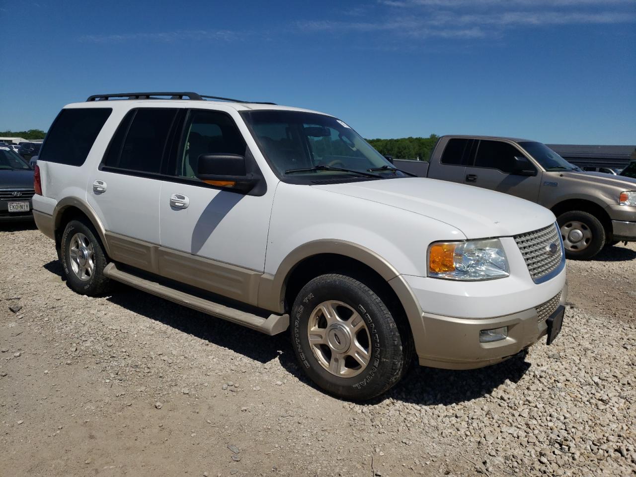 1FMFU18576LA86138 2006 Ford Expedition Eddie Bauer