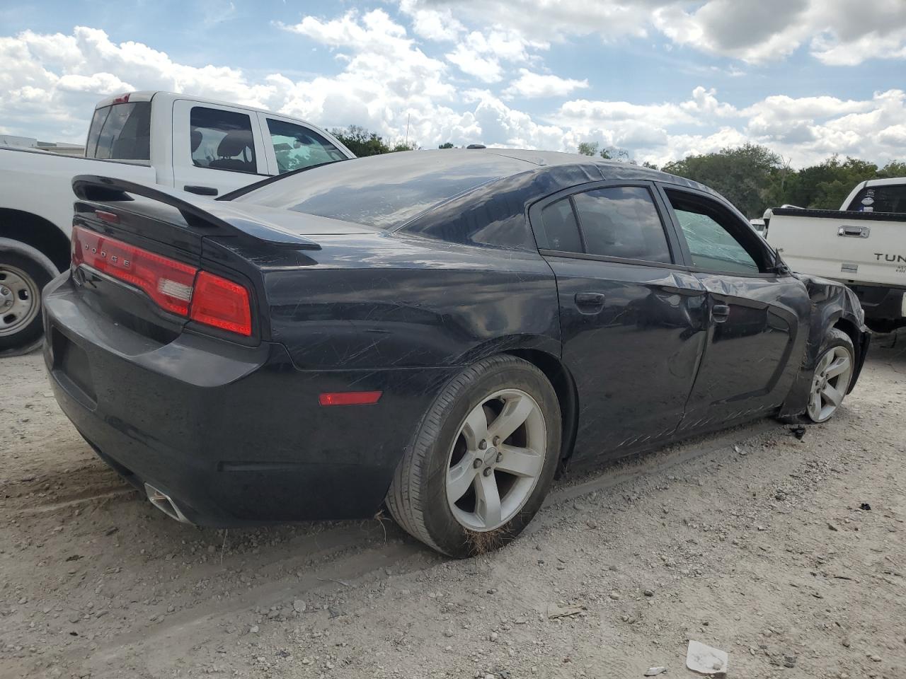 2B3CL3CG9BH593520 2011 Dodge Charger