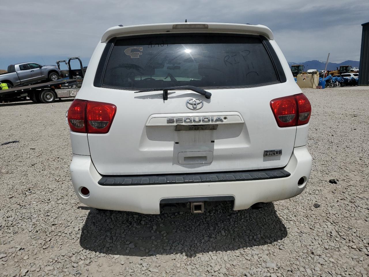 5TDBY5G11CS065079 2012 Toyota Sequoia Sr5