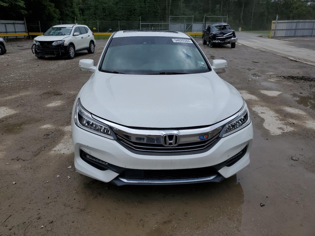 1HGCR3F93HA006473 2017 Honda Accord Touring