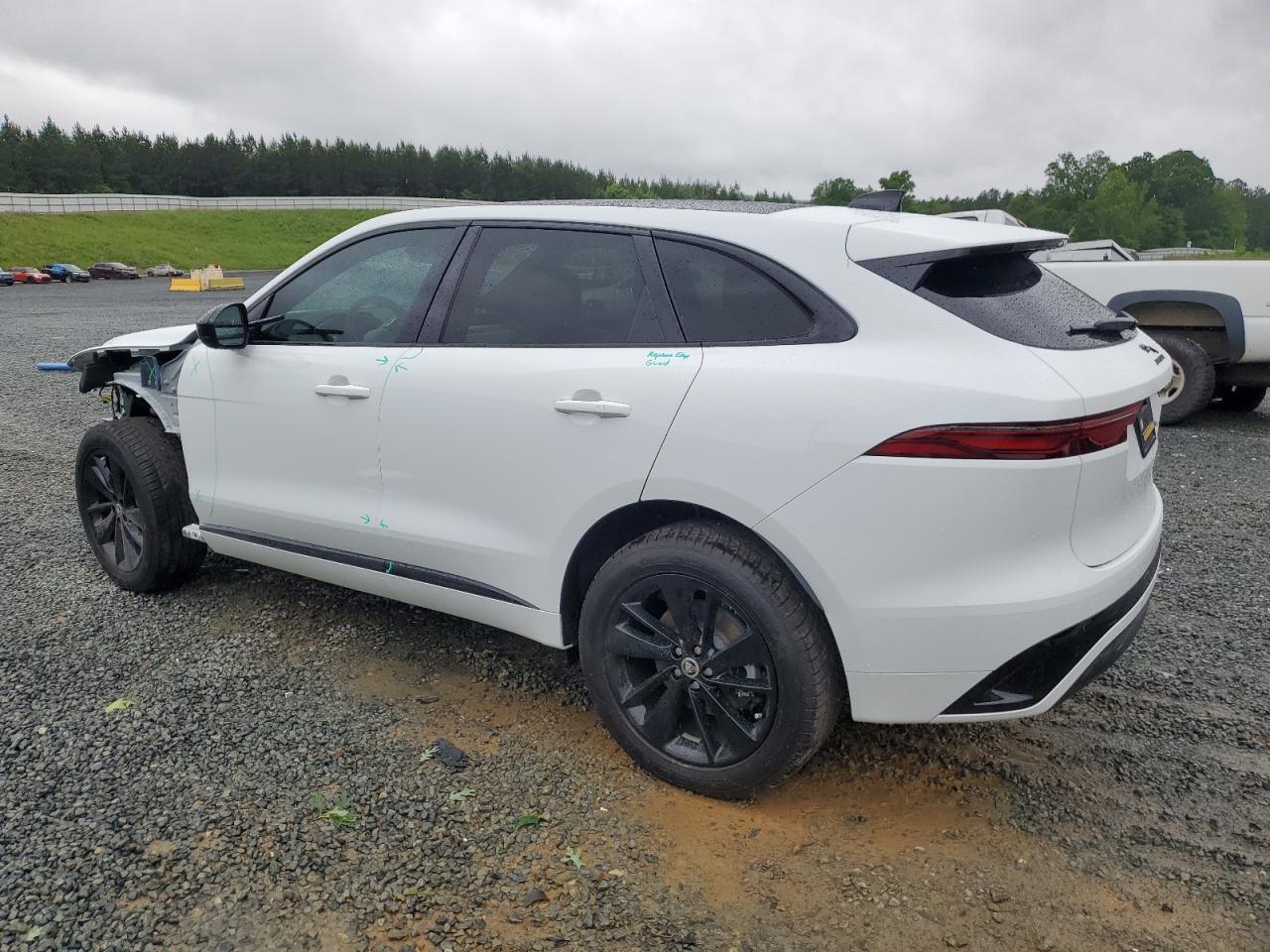 SADCT2EX0RA740360 2024 Jaguar F-Pace R-Dynamic S