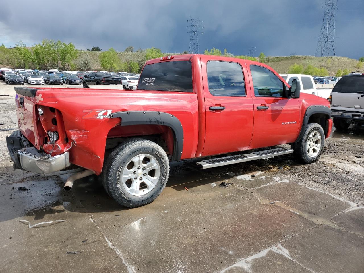 3GCPKSE38BG153053 2011 Chevrolet Silverado K1500 Lt