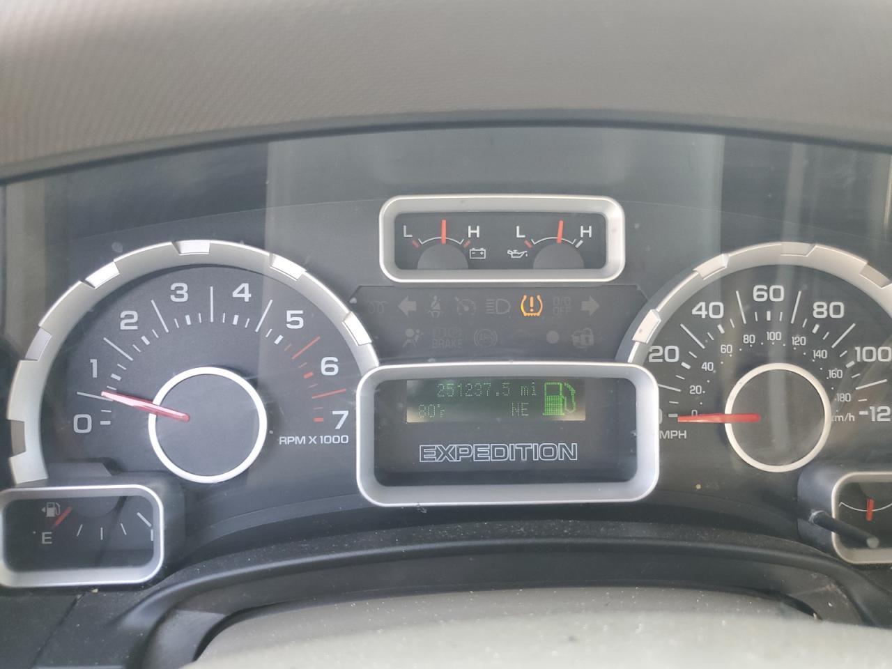 1FMFU15537LA43163 2007 Ford Expedition Xlt