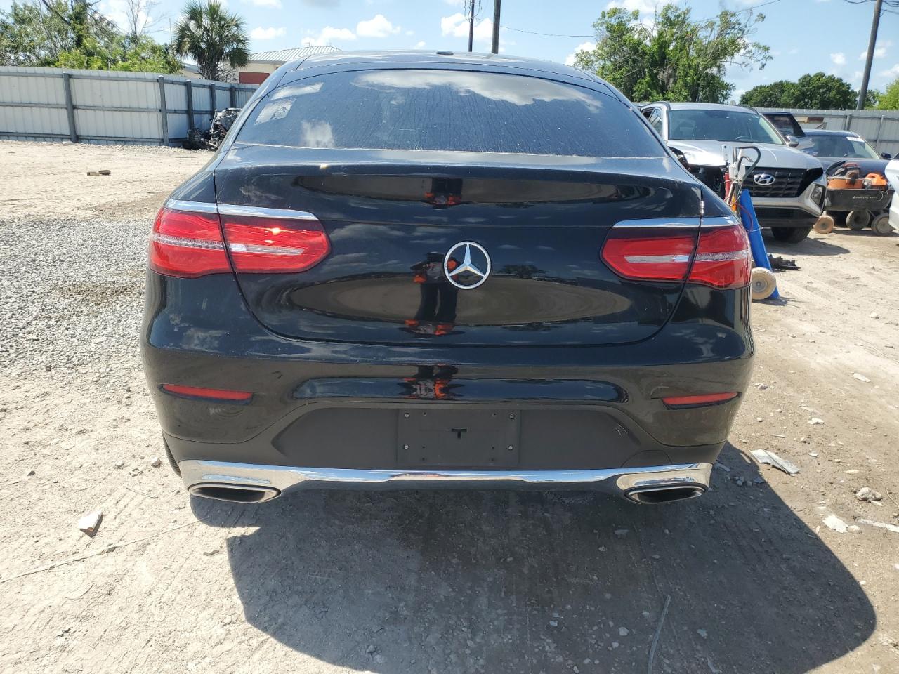 2018 Mercedes-Benz Glc Coupe 300 4Matic vin: WDC0J4KB7JF386315