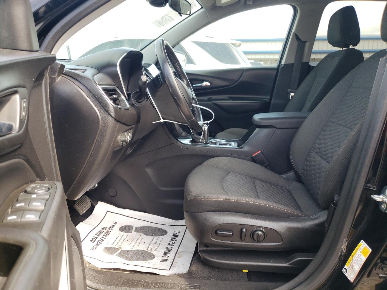 3GNAXKEV1LL282017 2020 Chevrolet Equinox Lt