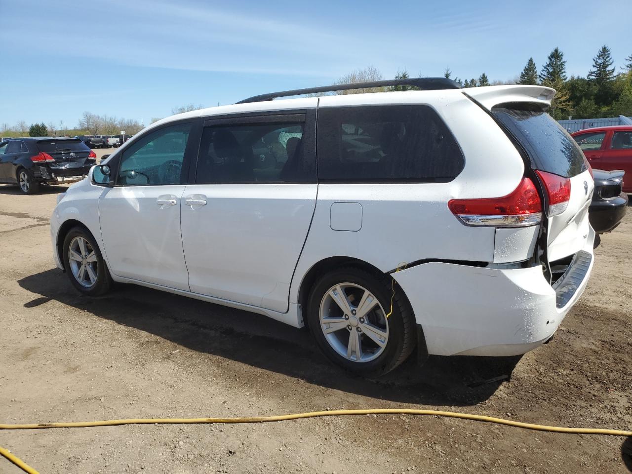 5TDYK3DC4DS356683 2013 Toyota Sienna Xle