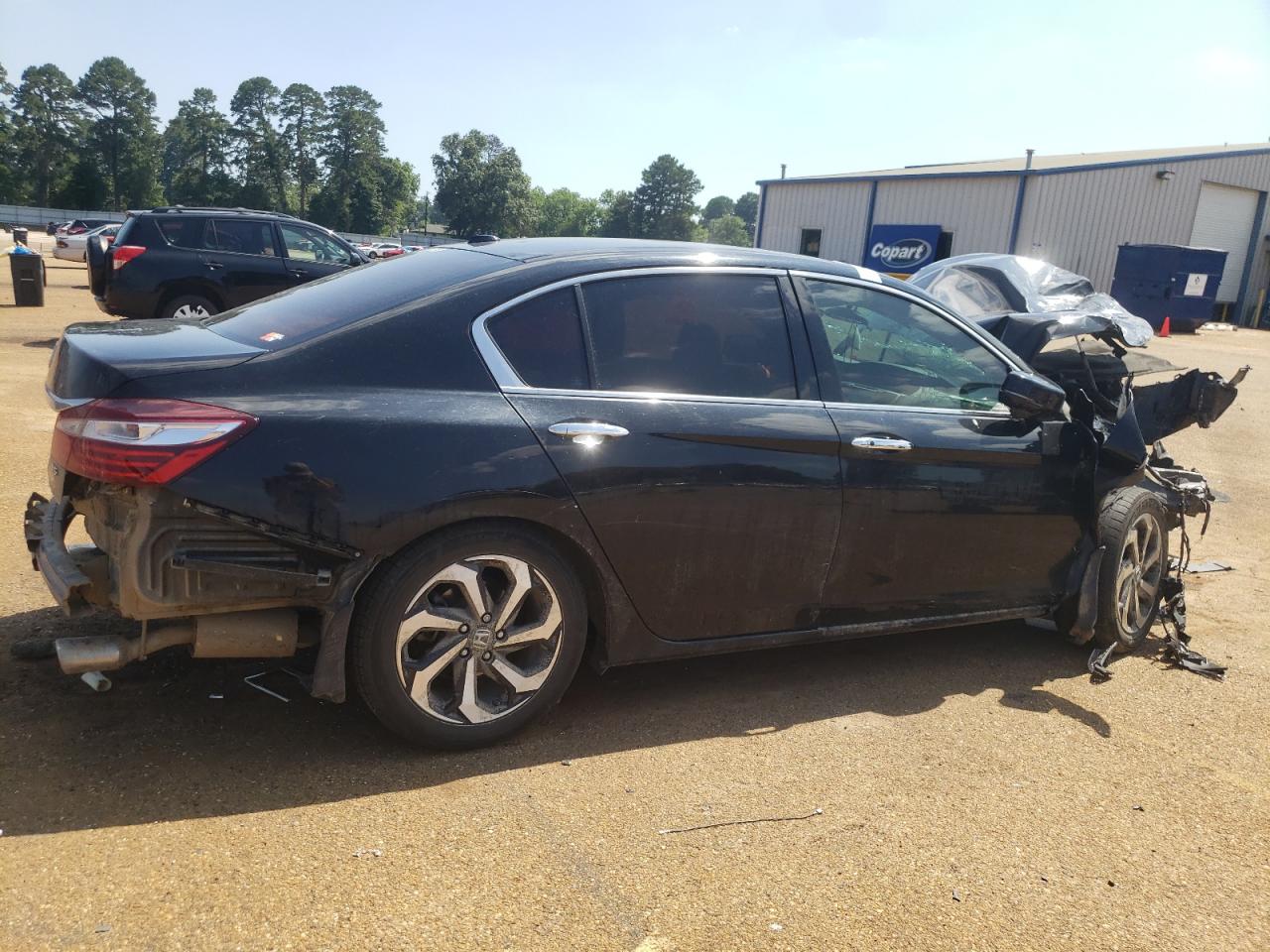 1HGCR3F80HA043648 2017 Honda Accord Exl