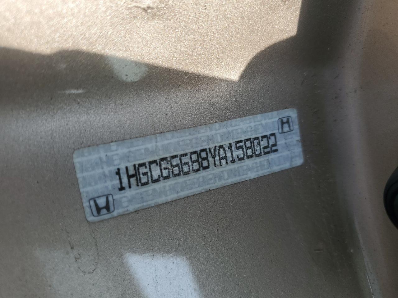 1HGCG6688YA158022 2000 Honda Accord Ex