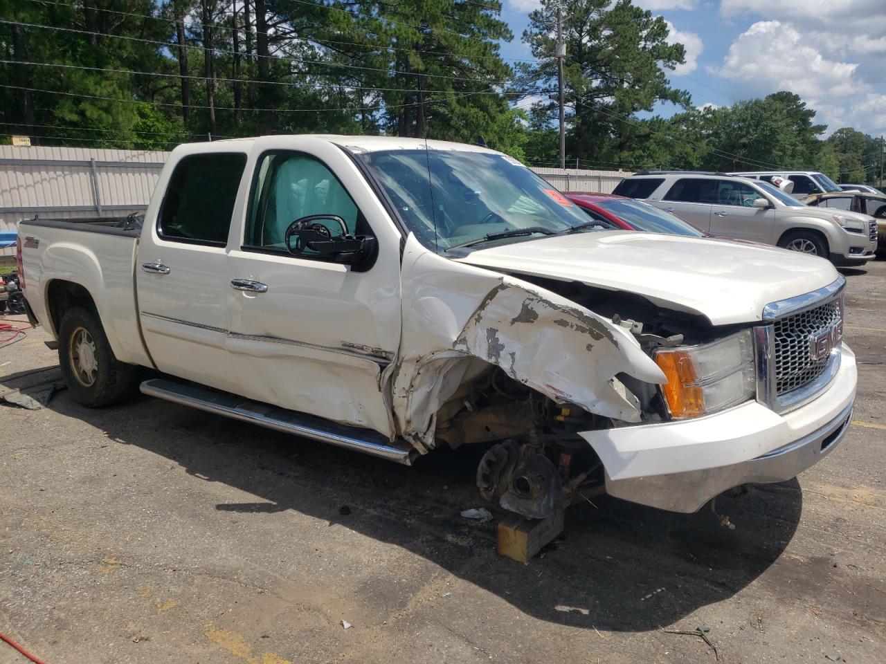 3GTP1VE03DG218369 2013 GMC Sierra C1500 Sle