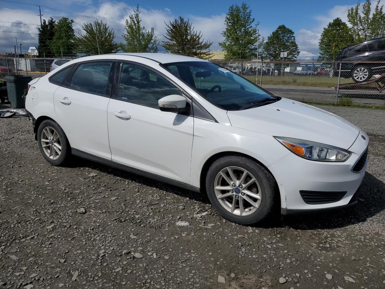 1FADP3F29FL301533 2015 Ford Focus Se