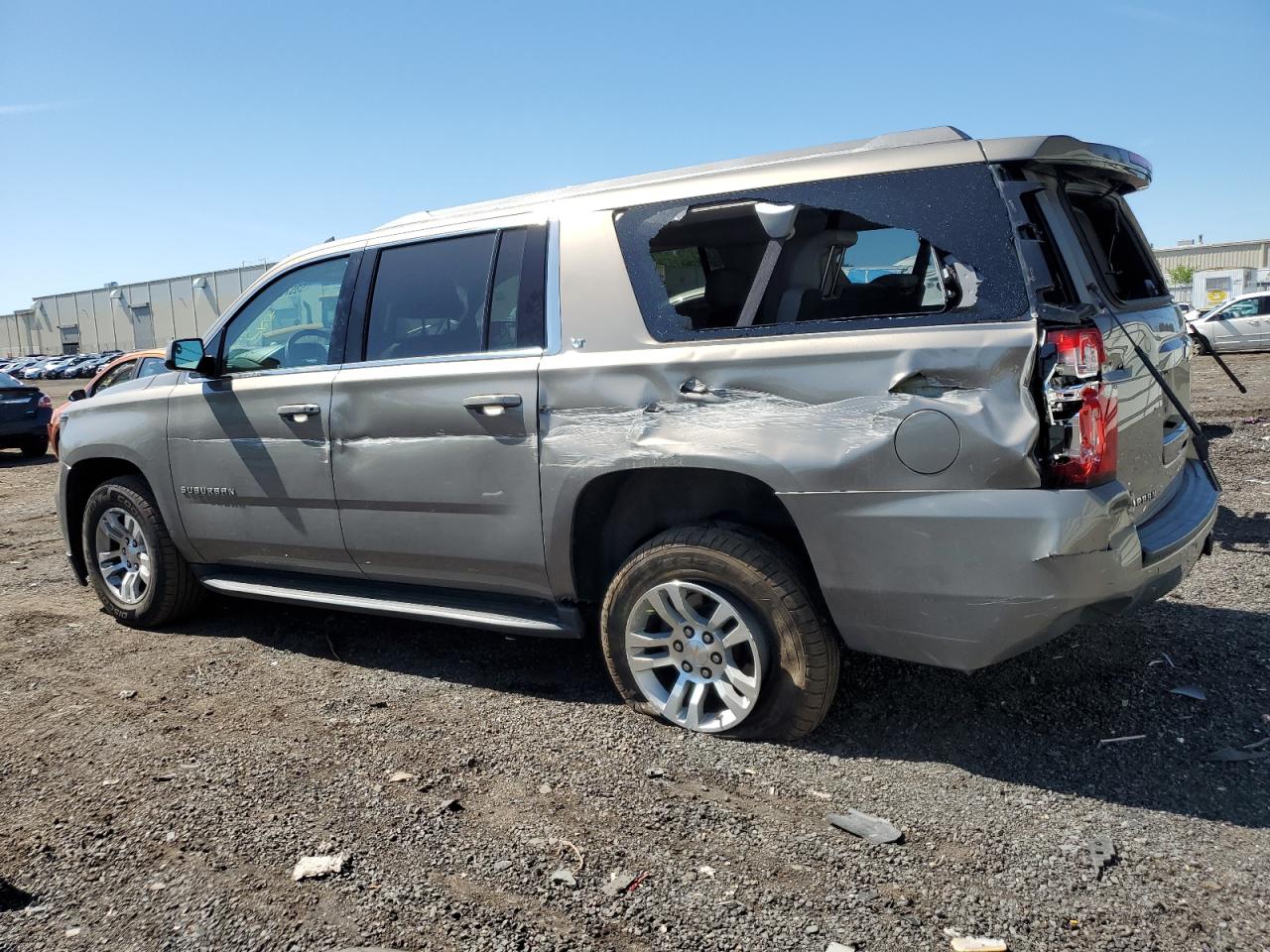 1GNSKHKC0KR191627 2019 Chevrolet Suburban K1500 Lt